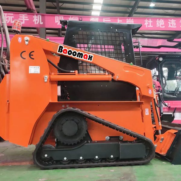 03 Baoomax track skid steer track mini loader with 4 in 1 bucket auger attachments