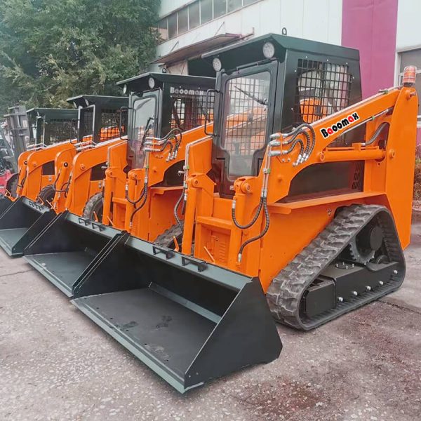 05 Baoomax track skid steer track mini loader with 4 in 1 bucket auger attachments