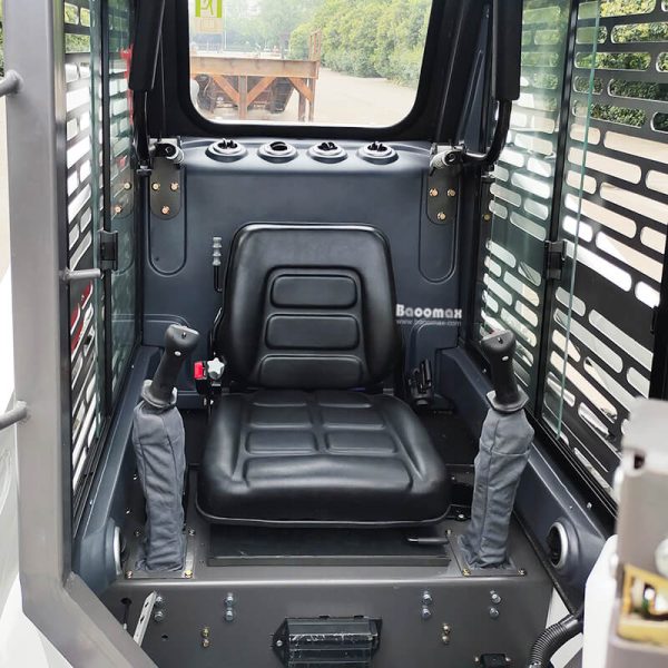 07 China cheap EPA4 kohler engine 750kg SSL750 small wheel skid steer loader for sale