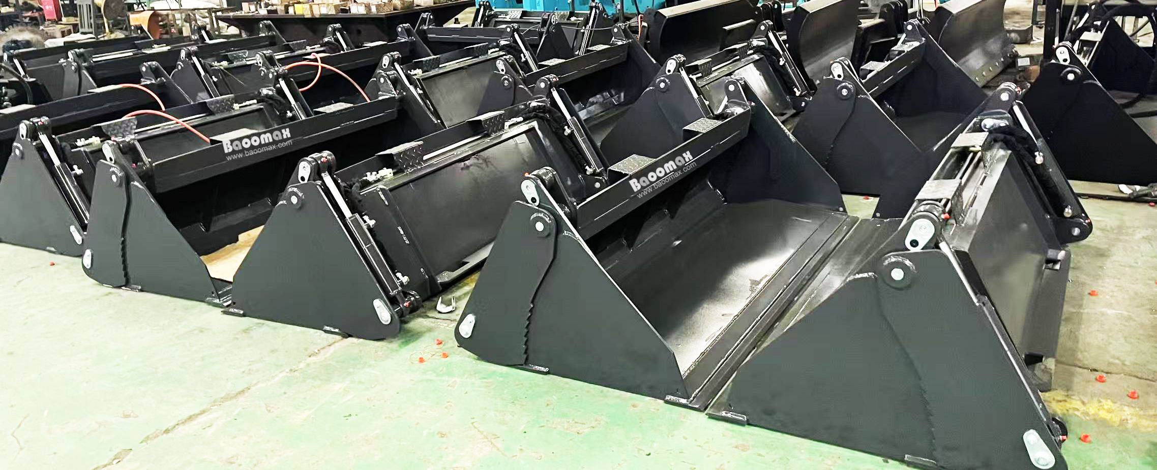 Heavy duty skid steer 4 in 1 bucket attachment for digging grading and material handling